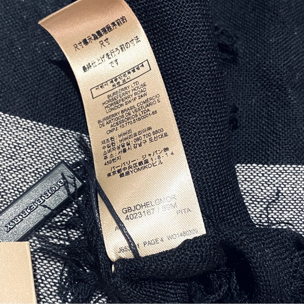 BURBERRY LONDON HOUSR CHECK WRAP / SCARF. - Picture 14 of 16
